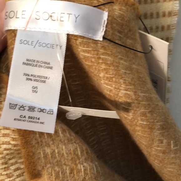 Pretty SOLE SOCIETY Scarf/Shawl -  NEW - Picture 5 of 8